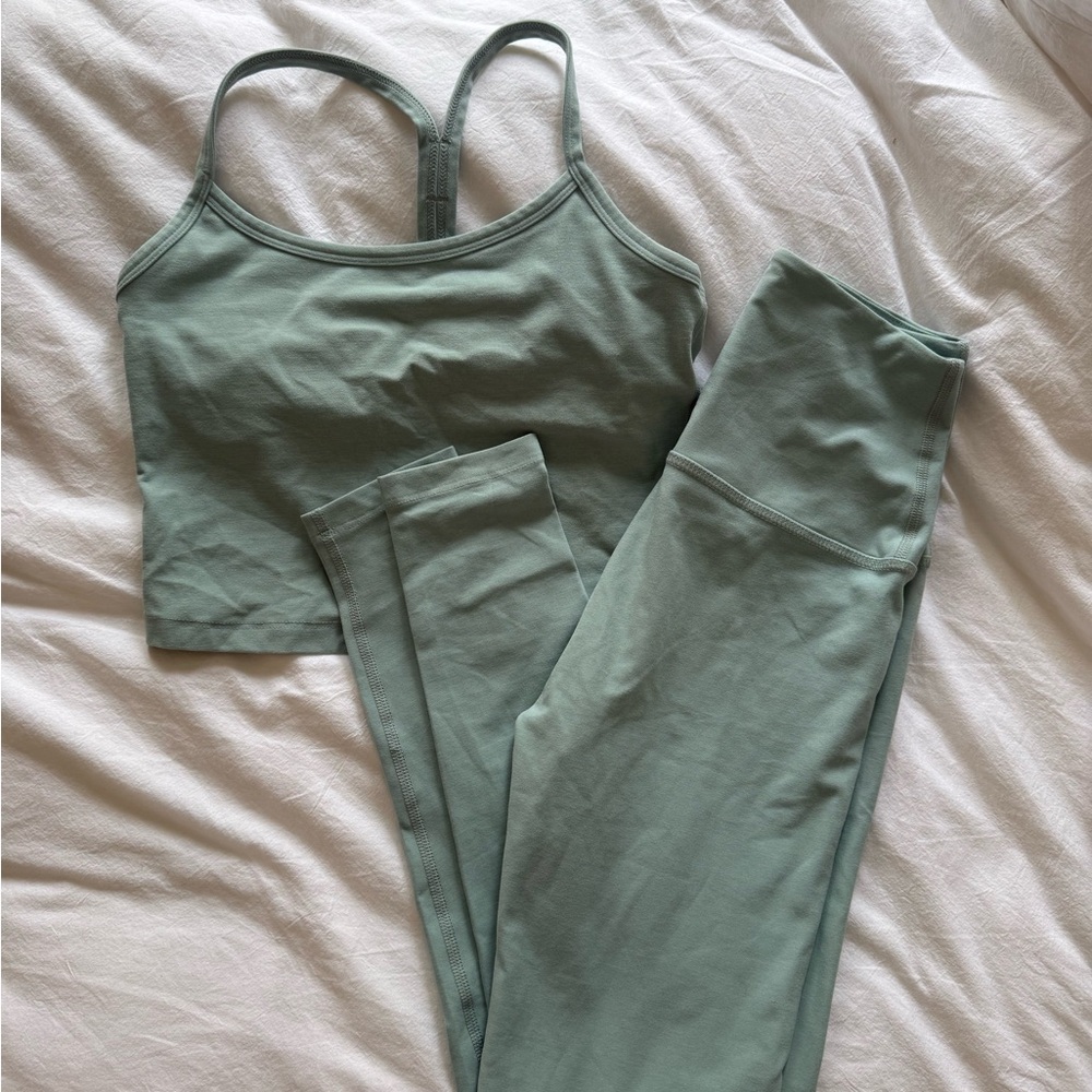 Beyond Yoga Mint Spacedye Cropped Top and high waisted legging
